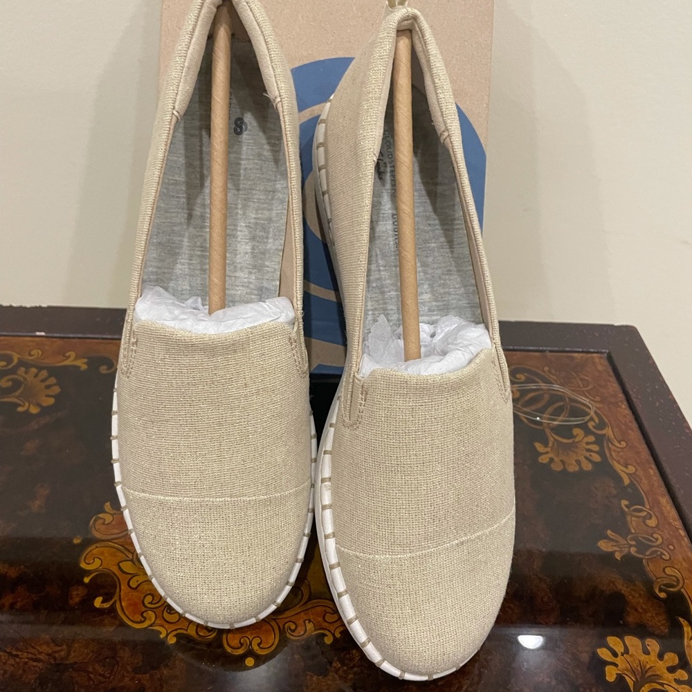NIB Espadrilles